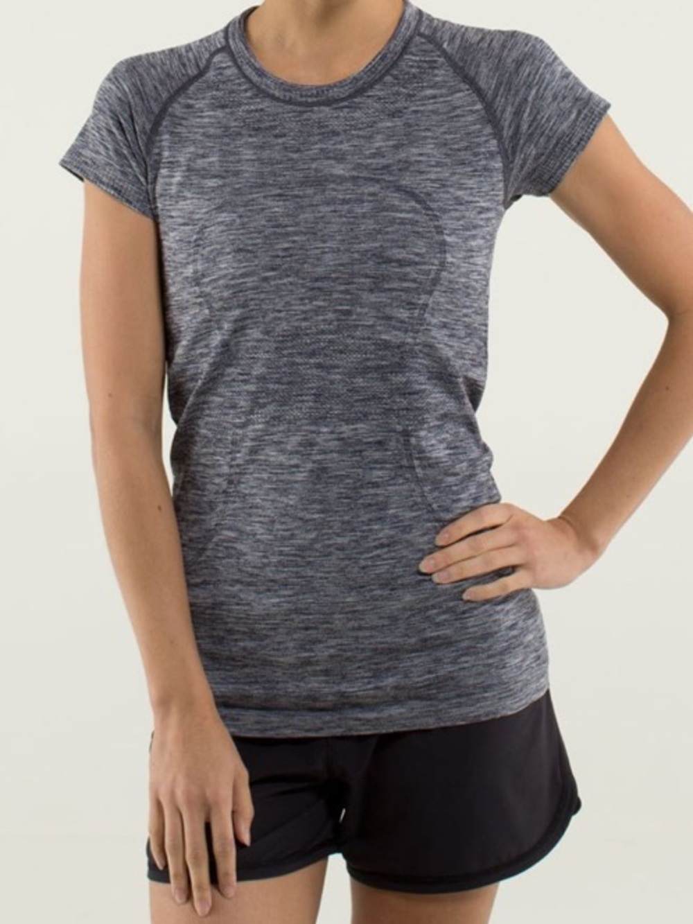 Lululemon Run: Swiftly Tech Short Sleeve
Heathered Cadet Blue size 4